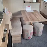Newquay Caravan, Newquay Bay Resort Jetts View 104