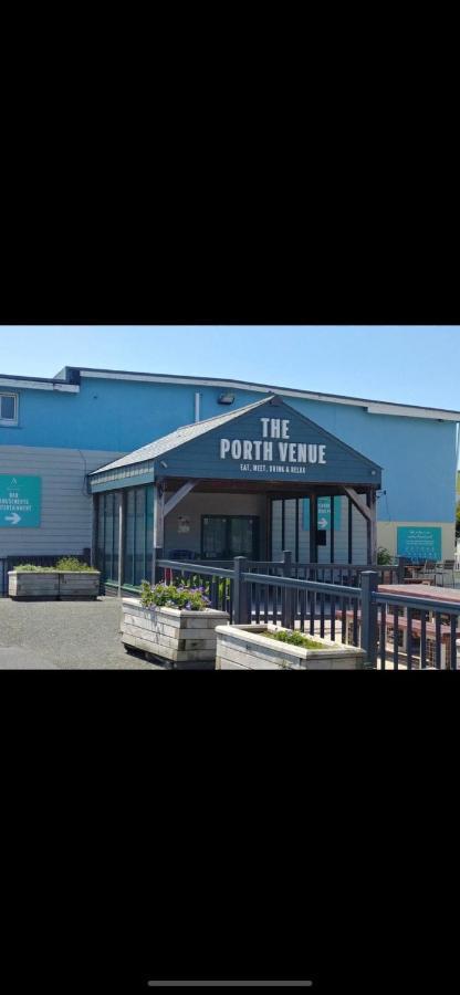 Newquay Caravan, Newquay Bay Jetts View 104 Holiday park *